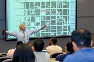 Gordon Lloyd teaches a class - Pepperdine University