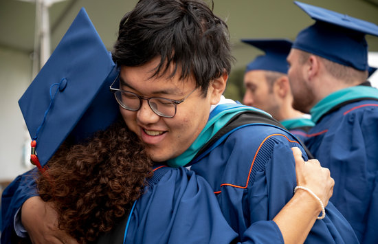 School of Public Policy Alumni Aotian Zheng Hugging Other Student